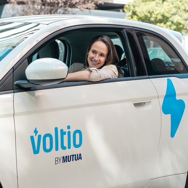 Ahorro-coches-electricos-comparte-planes-carsharing-Madrid-Voltio.jpg