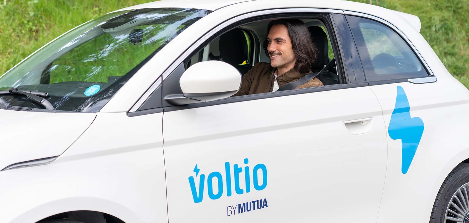 coche-carsharing-electrico-movilidad-zona-Madrid-Voltio.jpg