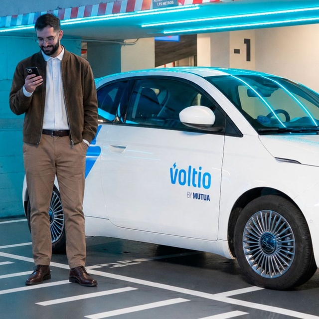 Voltio-carsharing-aparcar-gratis-parking-Madrid.jpg