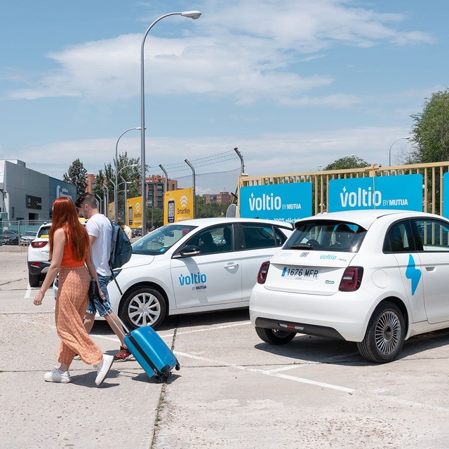 aeropuerto-carsharing-compartir-Voltio-barato-coche-Madrid-facil.jpg